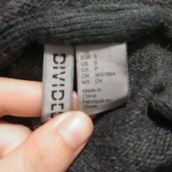 Gray Assymetrical Hooded Cardigan - Picture 4 of 4